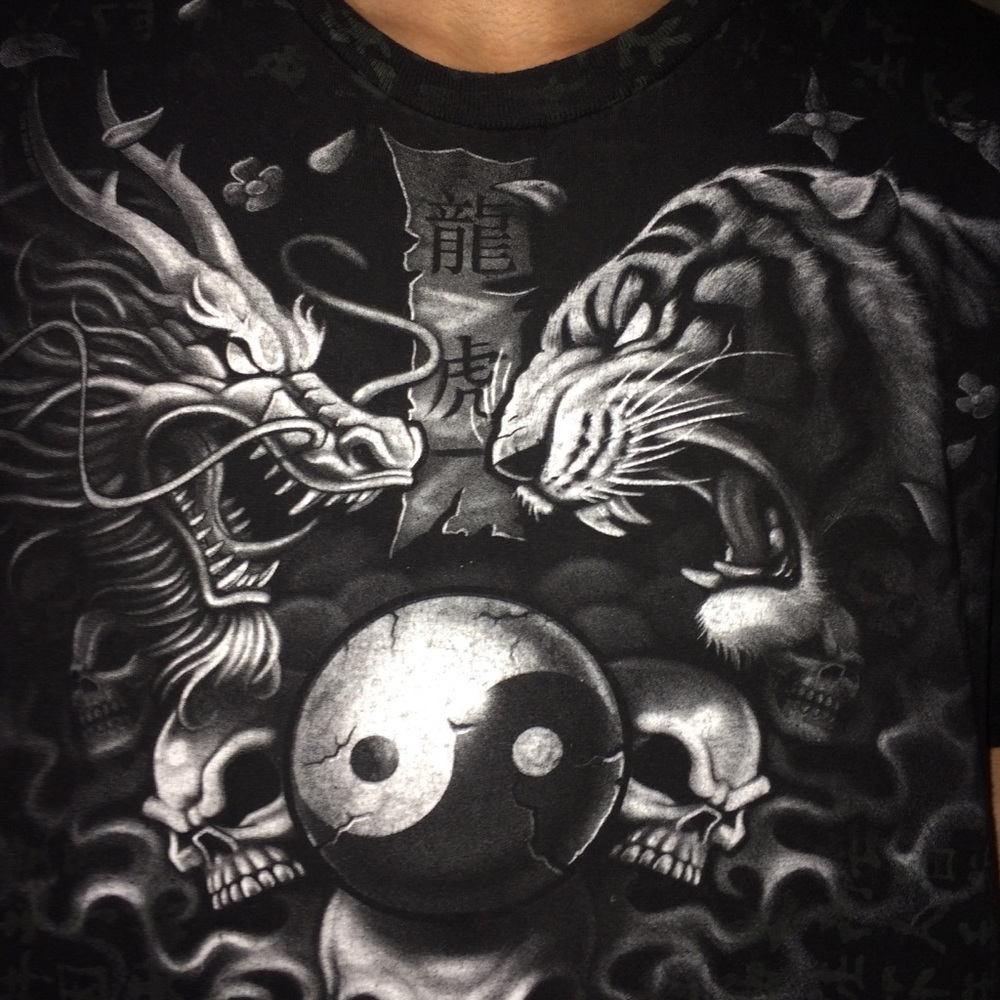 t shirt black design has tiger skull ying yang